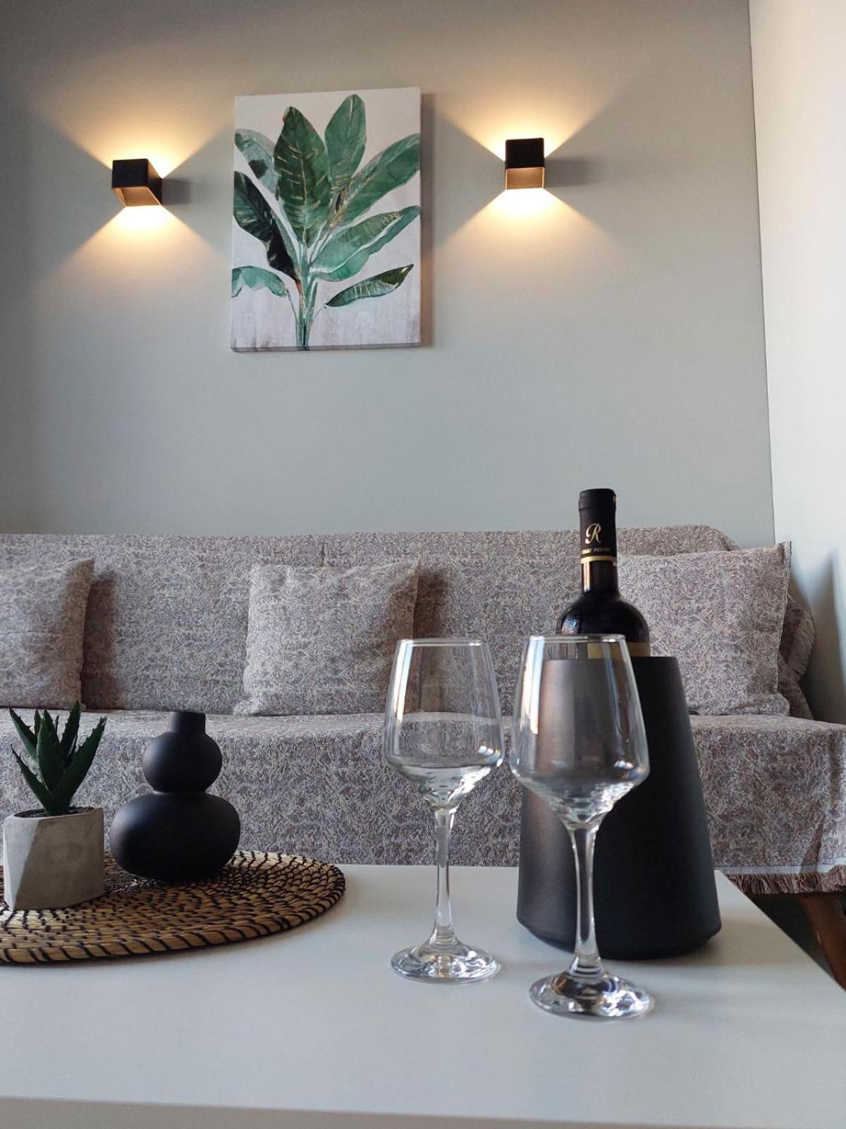 Sensez Apartments Lefkada City Екстер'єр фото