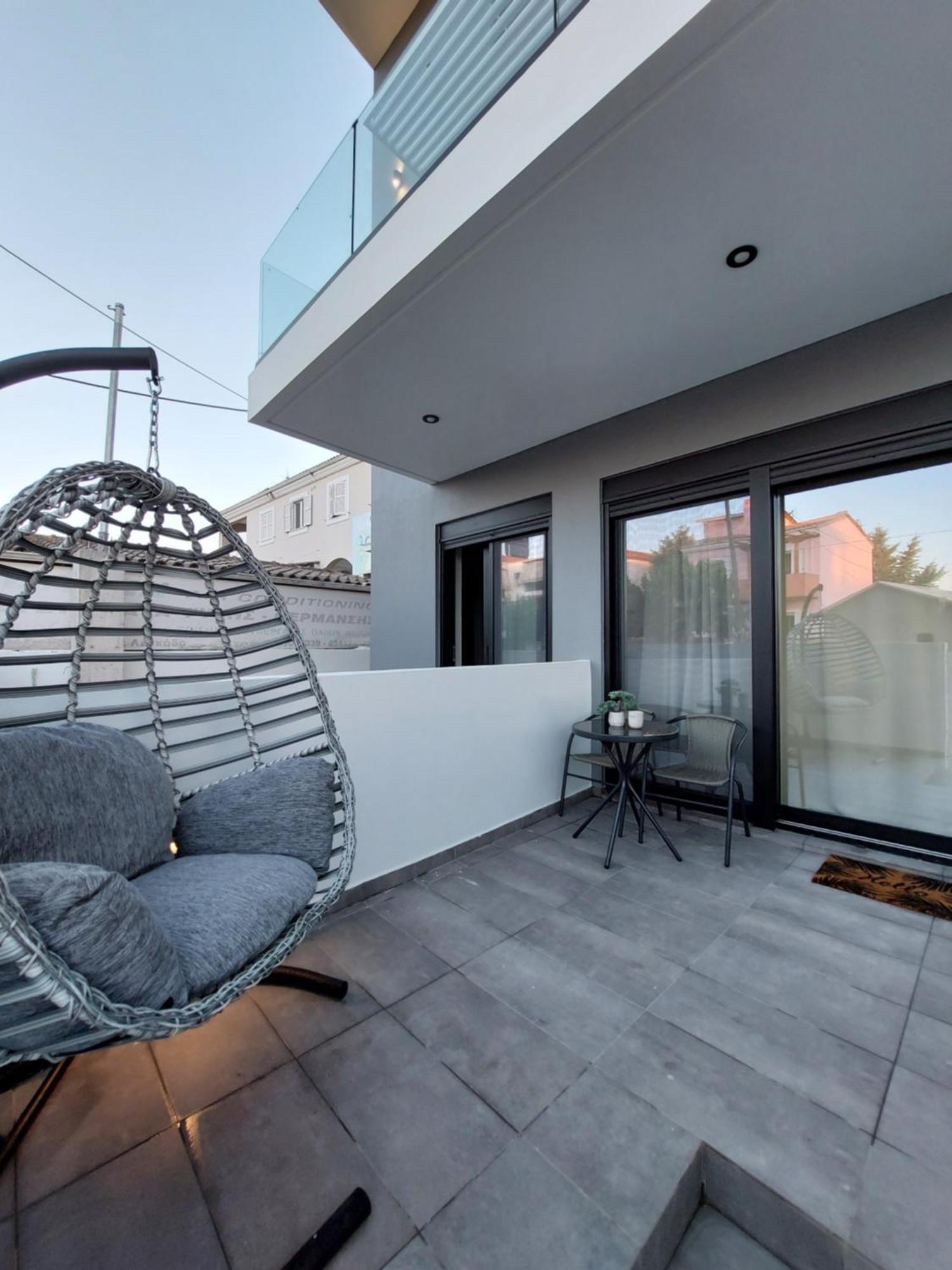 Sensez Apartments Lefkada City Екстер'єр фото